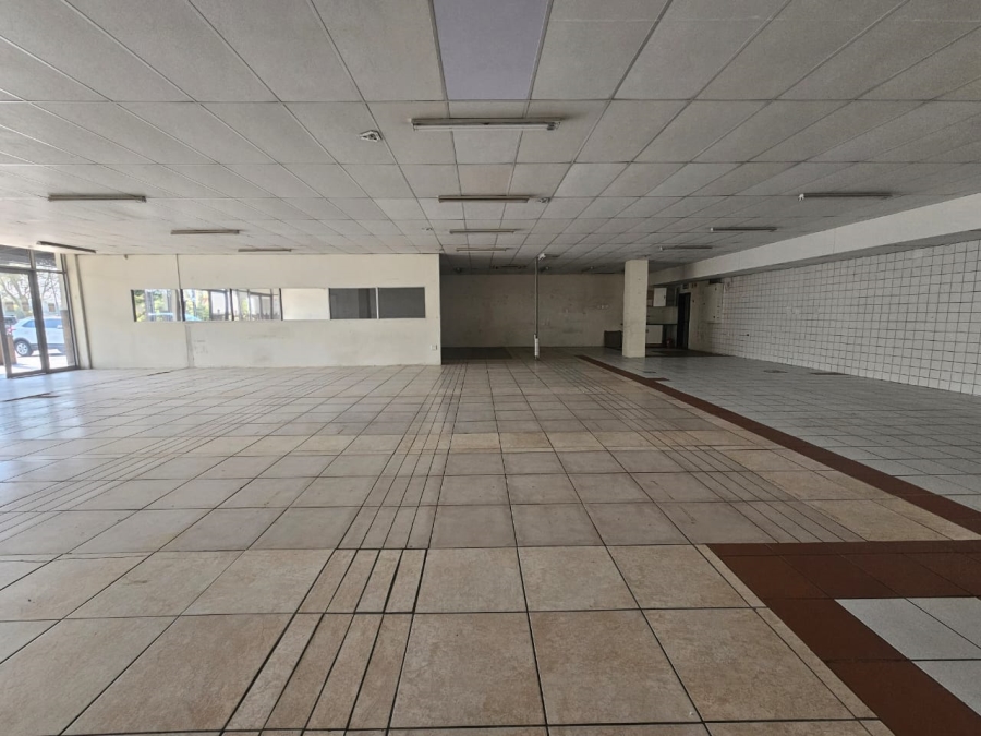 To Let Commercial Property for Rent in Lynnwood Ridge Gauteng
