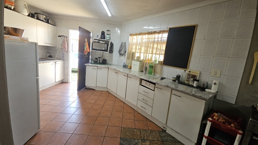 5 Bedroom Property for Sale in Dersley Gauteng