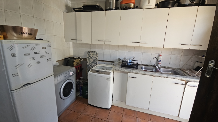 5 Bedroom Property for Sale in Dersley Gauteng