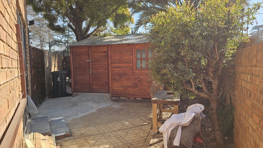 5 Bedroom Property for Sale in Dersley Gauteng