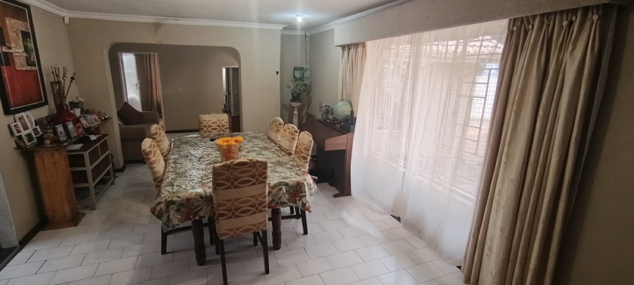 To Let 4 Bedroom Property for Rent in Elandspark Gauteng