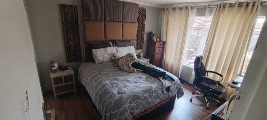 To Let 4 Bedroom Property for Rent in Elandspark Gauteng