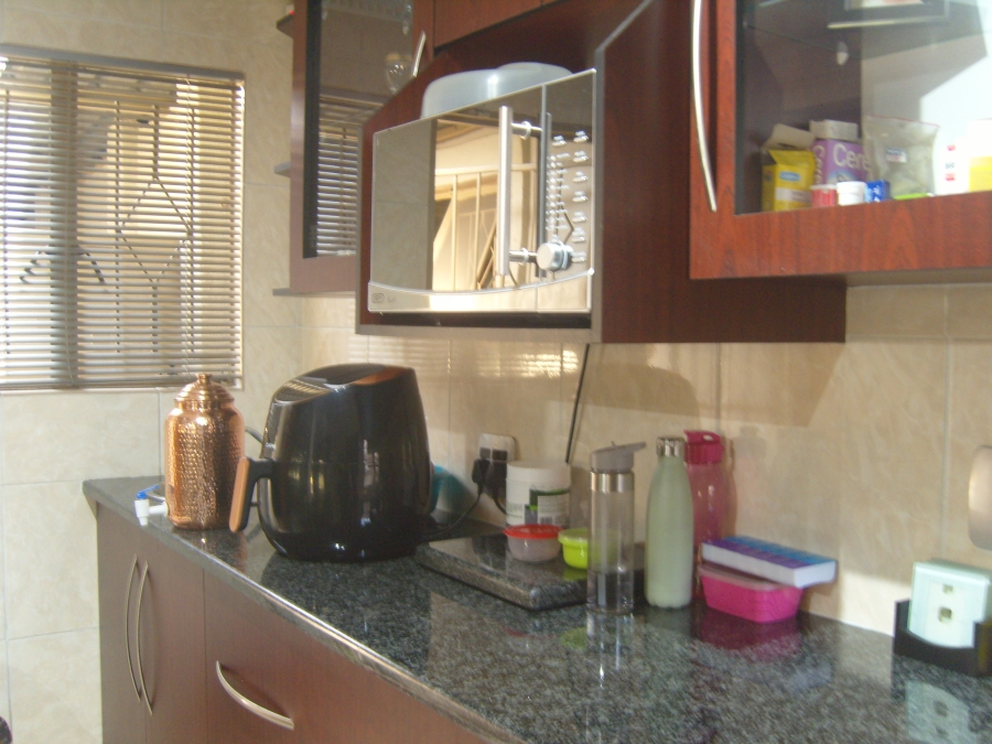 3 Bedroom Property for Sale in Mayberry Park Gauteng