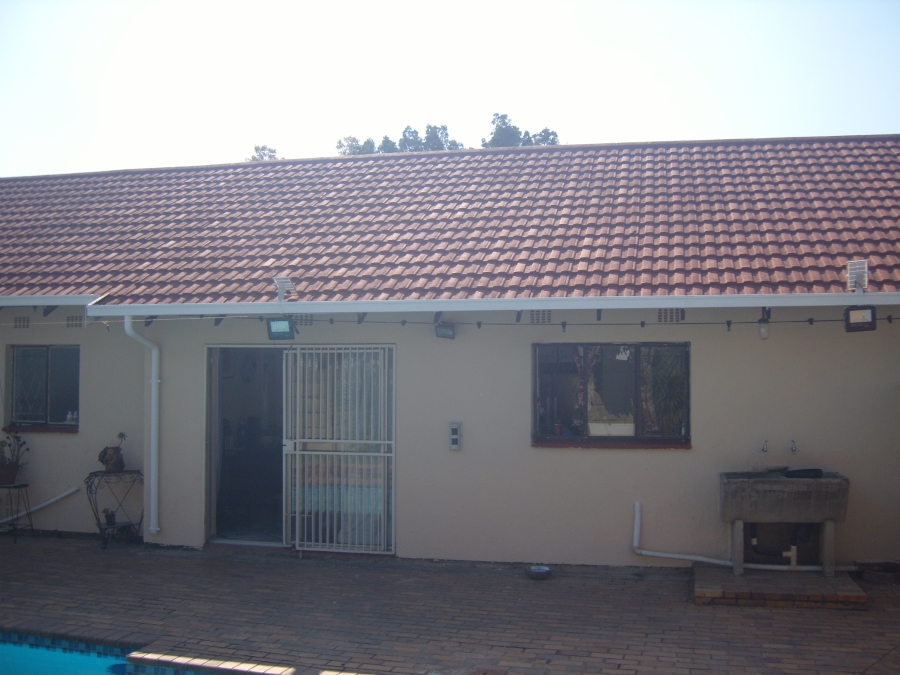 3 Bedroom Property for Sale in Brackendowns Gauteng