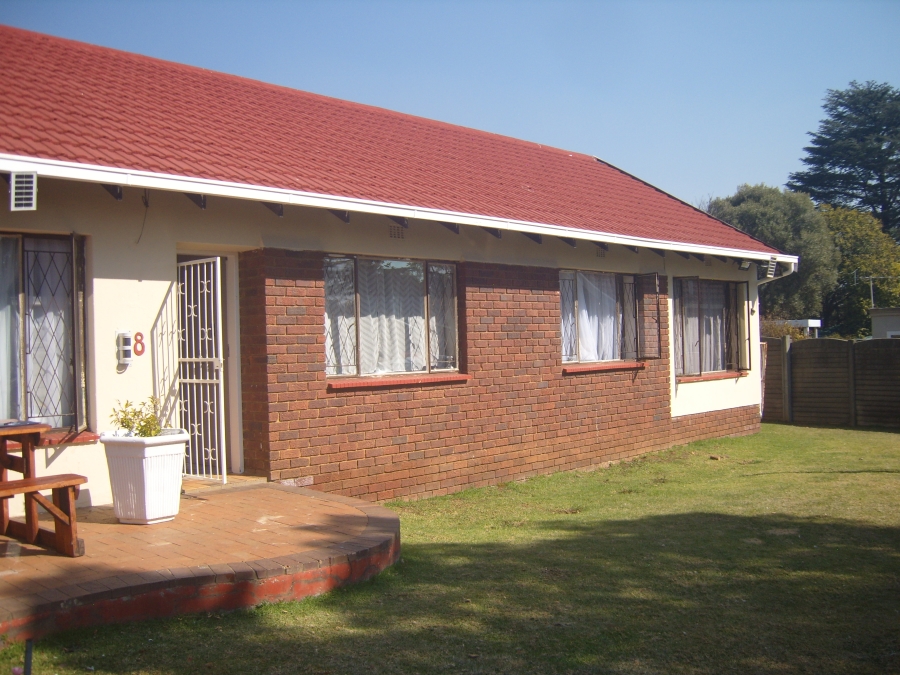 3 Bedroom Property for Sale in Brackendowns Gauteng