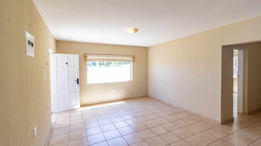 To Let 2 Bedroom Property for Rent in Ridgeway Gauteng