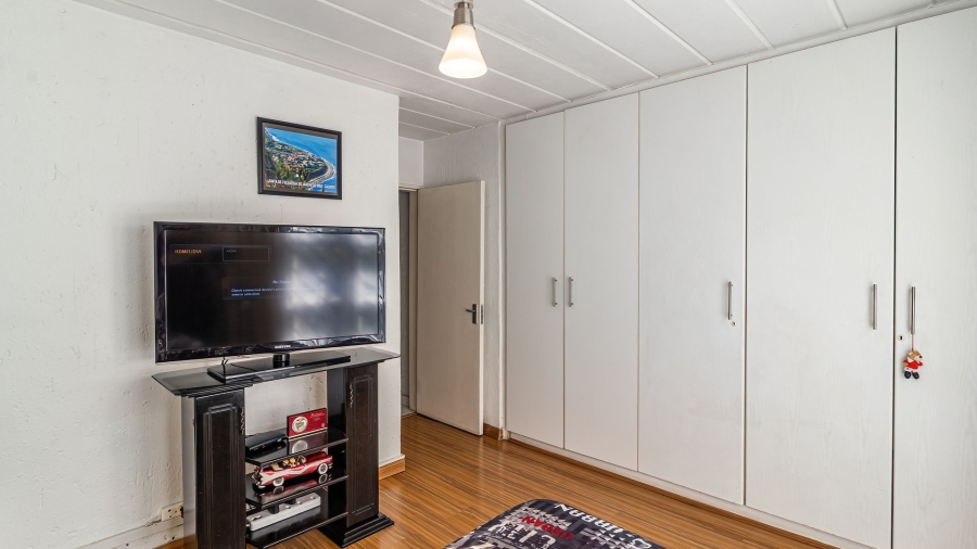 3 Bedroom Property for Sale in Oakdene Gauteng