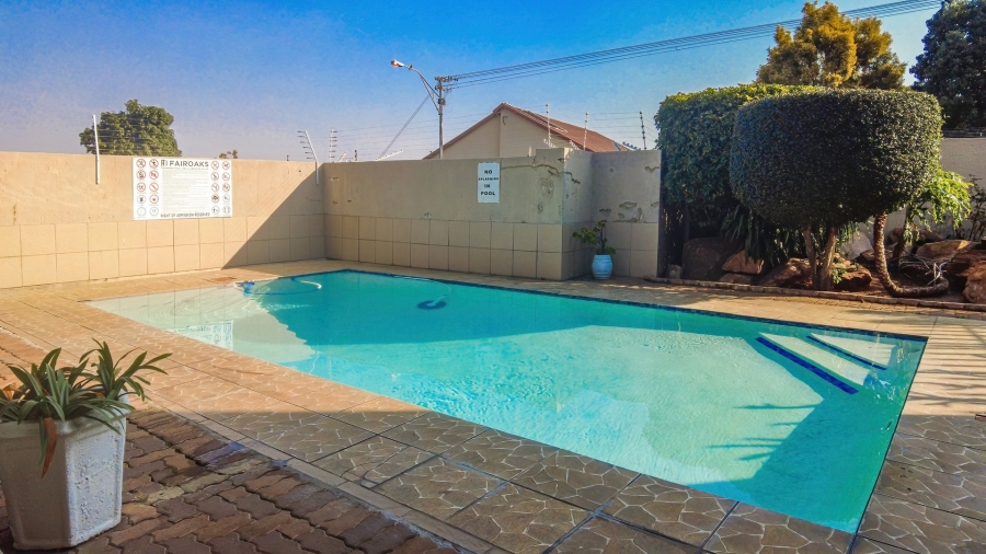 3 Bedroom Property for Sale in Oakdene Gauteng