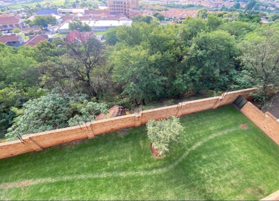 1 Bedroom Property for Sale in Mulbarton Gauteng