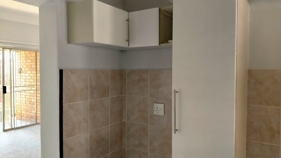 2 Bedroom Property for Sale in Wentworth Park Gauteng