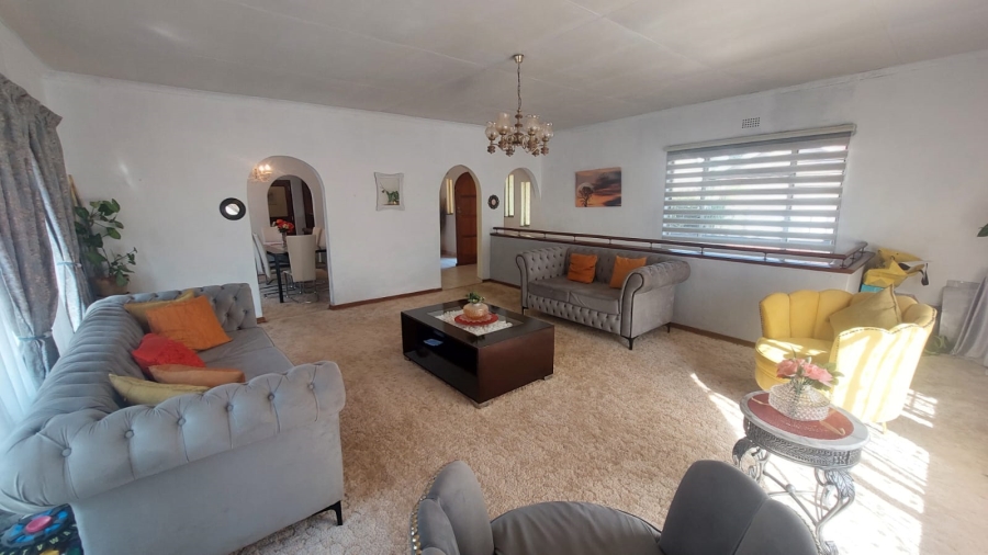 4 Bedroom Property for Sale in Rant En Dal Gauteng