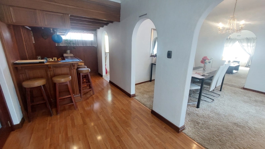 4 Bedroom Property for Sale in Rant En Dal Gauteng