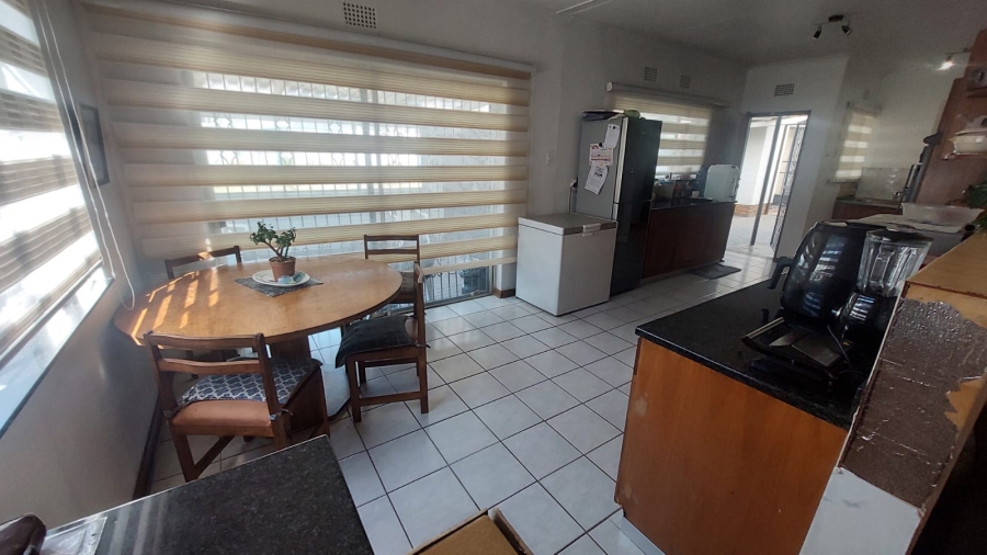 4 Bedroom Property for Sale in Rant En Dal Gauteng
