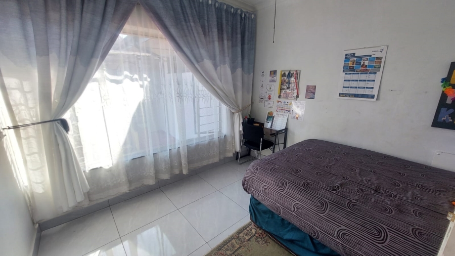 4 Bedroom Property for Sale in Rant En Dal Gauteng