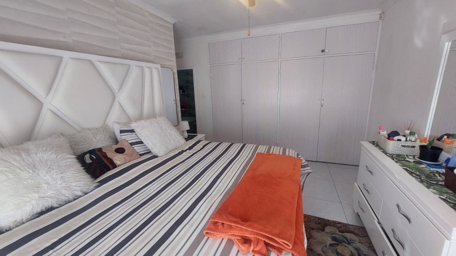 4 Bedroom Property for Sale in Rant En Dal Gauteng