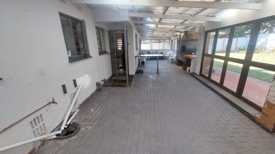 4 Bedroom Property for Sale in Rant En Dal Gauteng