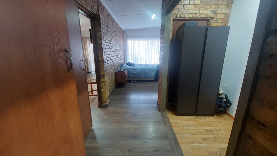 3 Bedroom Property for Sale in Rant En Dal Gauteng