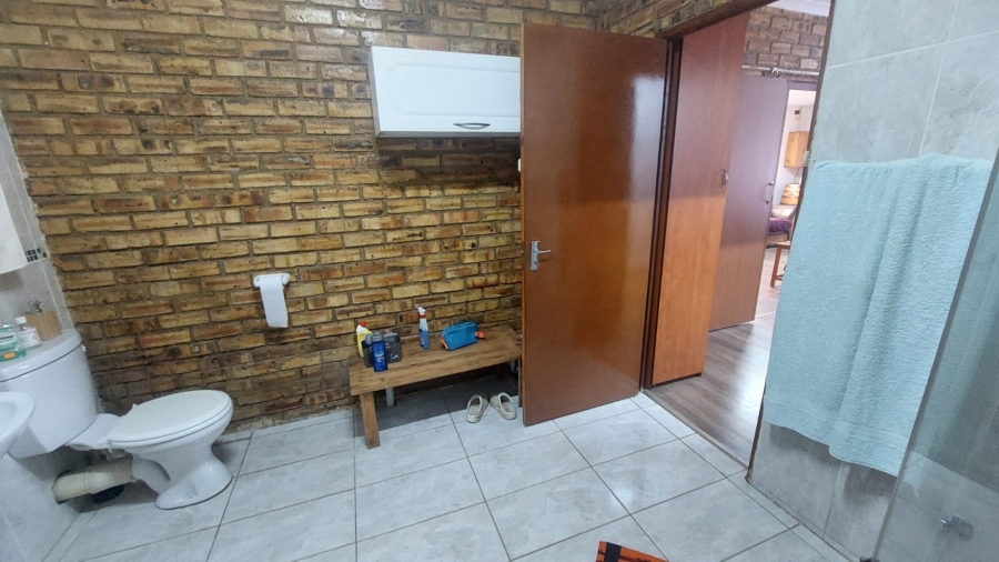 3 Bedroom Property for Sale in Rant En Dal Gauteng