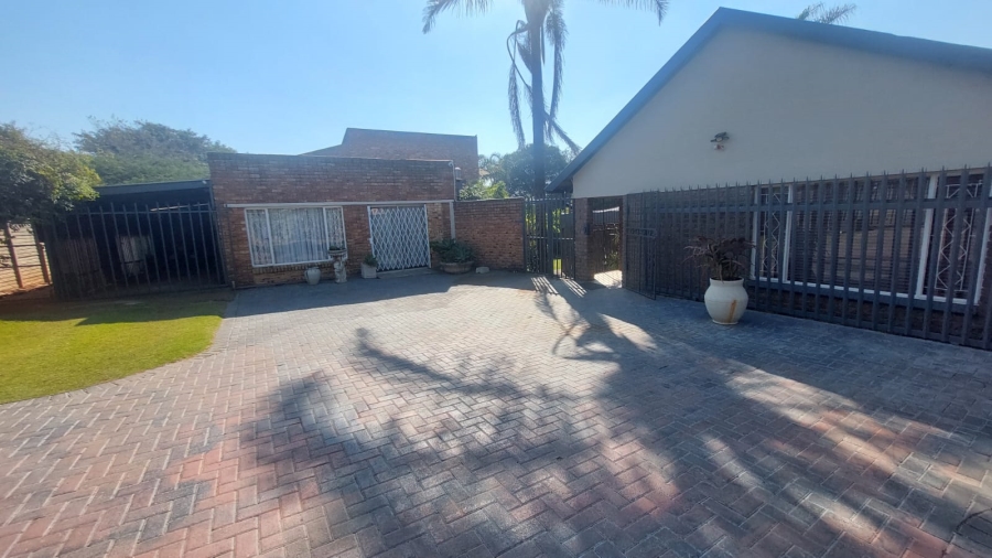 3 Bedroom Property for Sale in Rant En Dal Gauteng