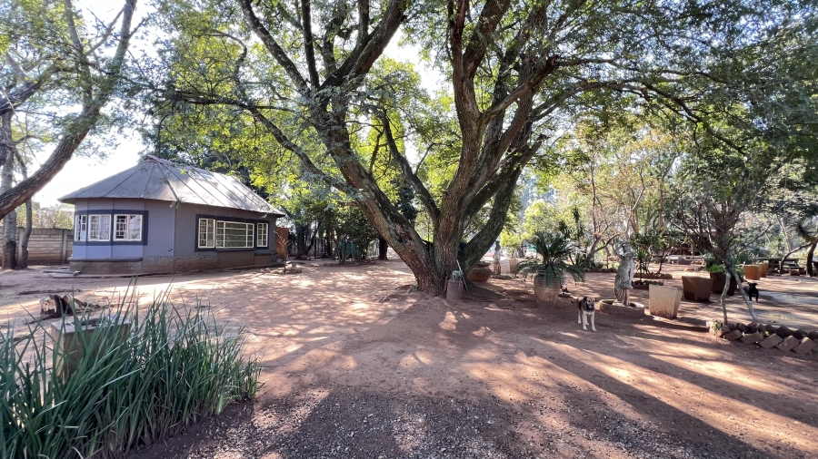 4 Bedroom Property for Sale in Tarlton Gauteng