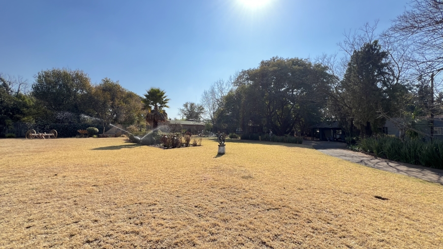 4 Bedroom Property for Sale in Tarlton Gauteng