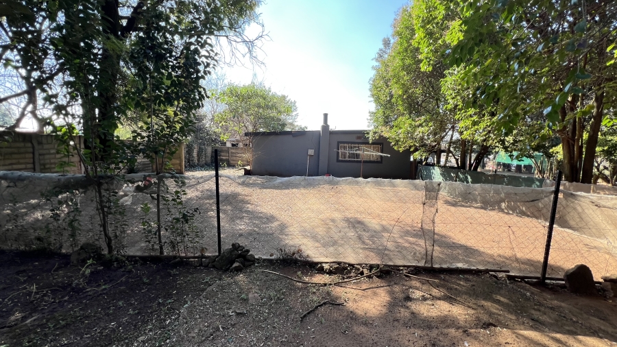 4 Bedroom Property for Sale in Tarlton Gauteng