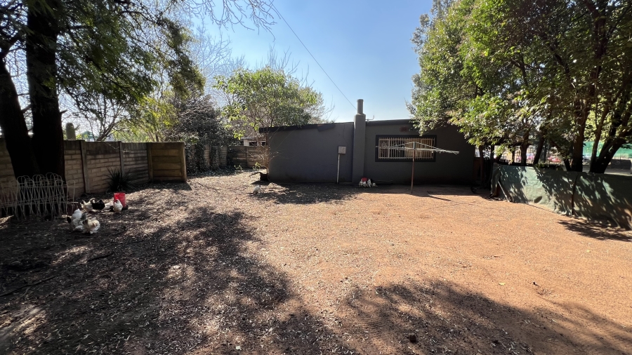 4 Bedroom Property for Sale in Tarlton Gauteng