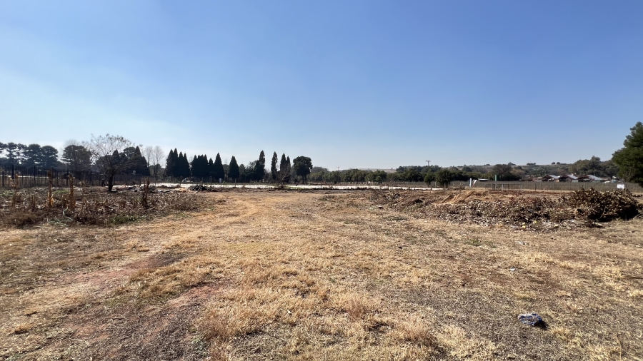 4 Bedroom Property for Sale in Tarlton Gauteng