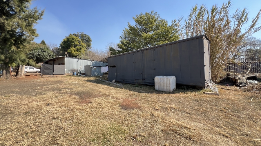 4 Bedroom Property for Sale in Tarlton Gauteng