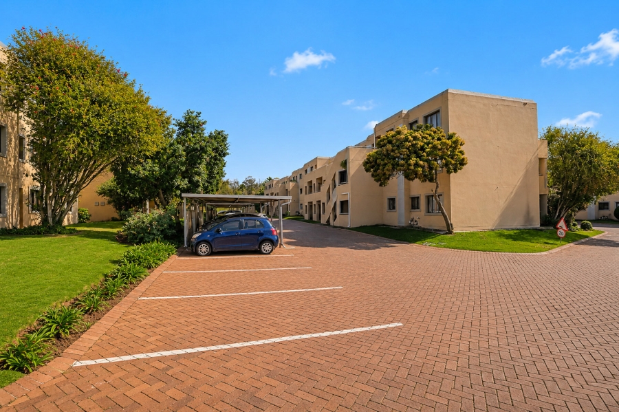 2 Bedroom Property for Sale in Weltevreden Park Gauteng