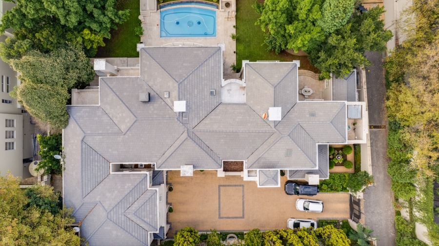 5 Bedroom Property for Sale in Sandhurst Gauteng