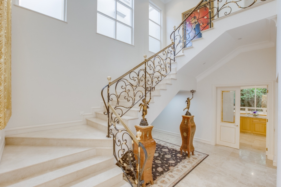5 Bedroom Property for Sale in Sandhurst Gauteng
