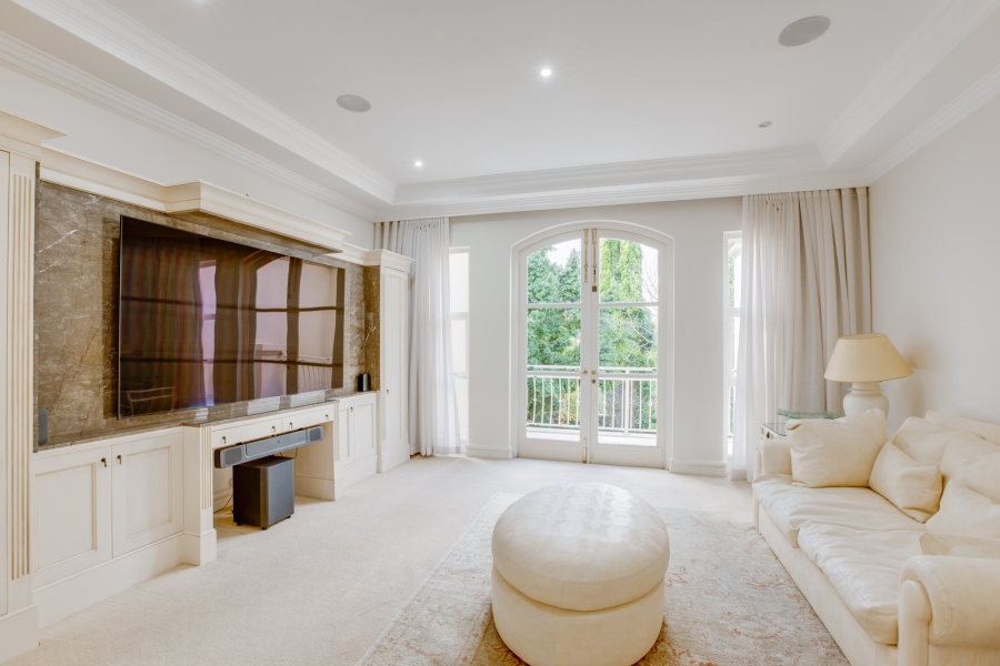 5 Bedroom Property for Sale in Sandhurst Gauteng