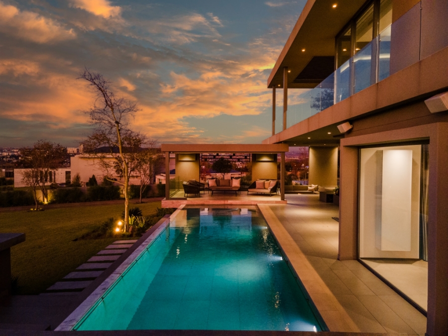 6 Bedroom Property for Sale in Waterfall Equestrian Estate Gauteng