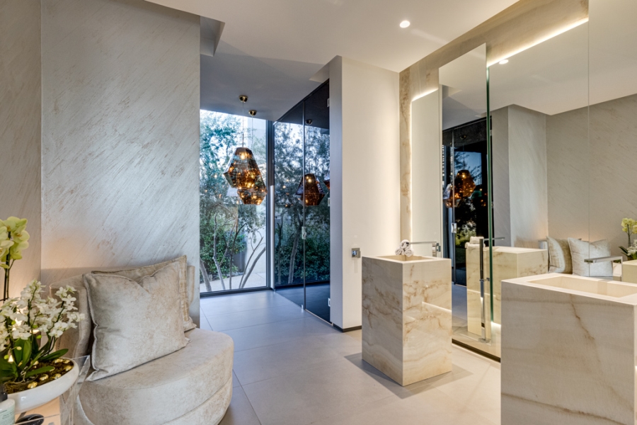 6 Bedroom Property for Sale in Waterfall Equestrian Estate Gauteng