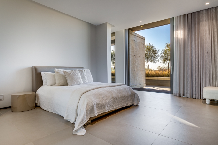 6 Bedroom Property for Sale in Waterfall Equestrian Estate Gauteng