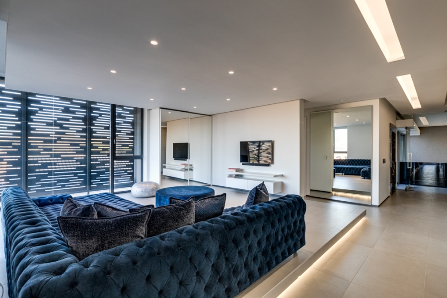 6 Bedroom Property for Sale in Waterfall Equestrian Estate Gauteng