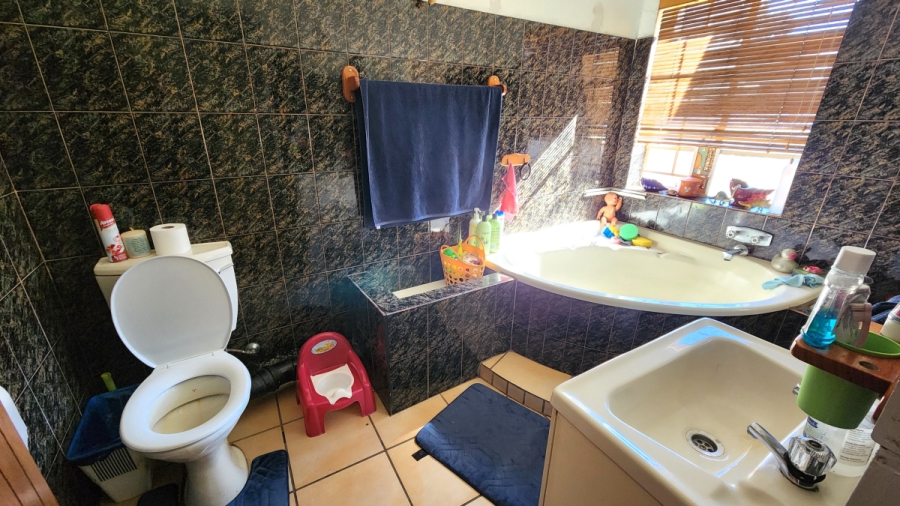 3 Bedroom Property for Sale in Gerdview Gauteng