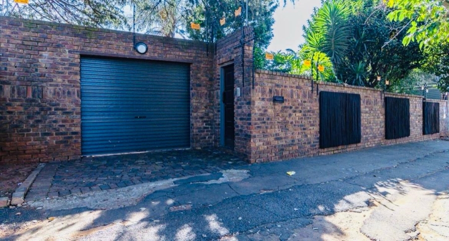 4 Bedroom Property for Sale in Malvern East Gauteng