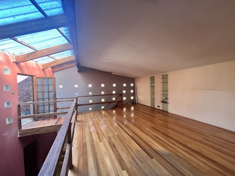 1 Bedroom Property for Sale in Greenside Gauteng
