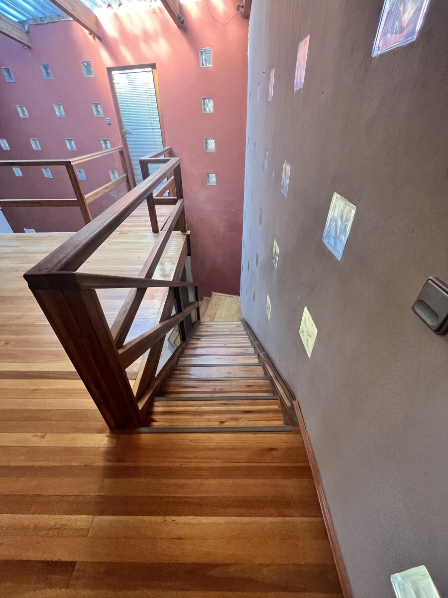 1 Bedroom Property for Sale in Greenside Gauteng
