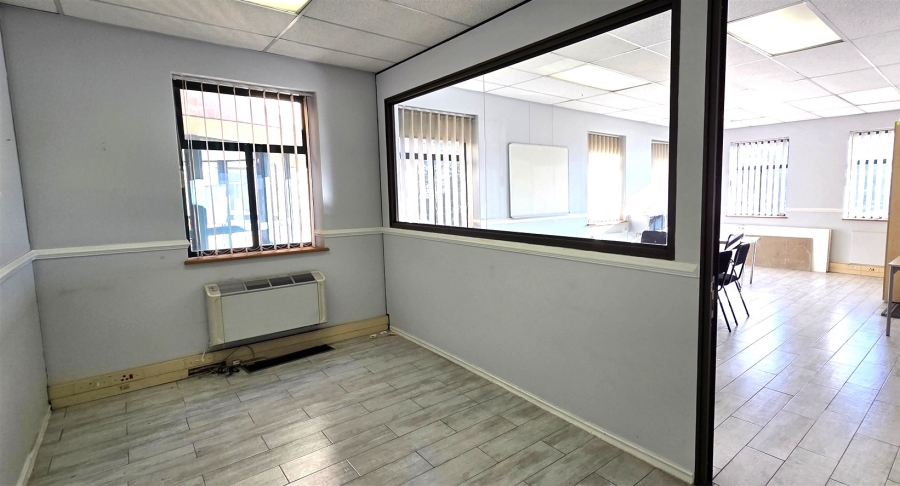 To Let Commercial Property for Rent in Lyme Park Gauteng