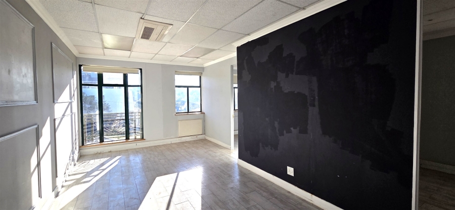 To Let Commercial Property for Rent in Lyme Park Gauteng