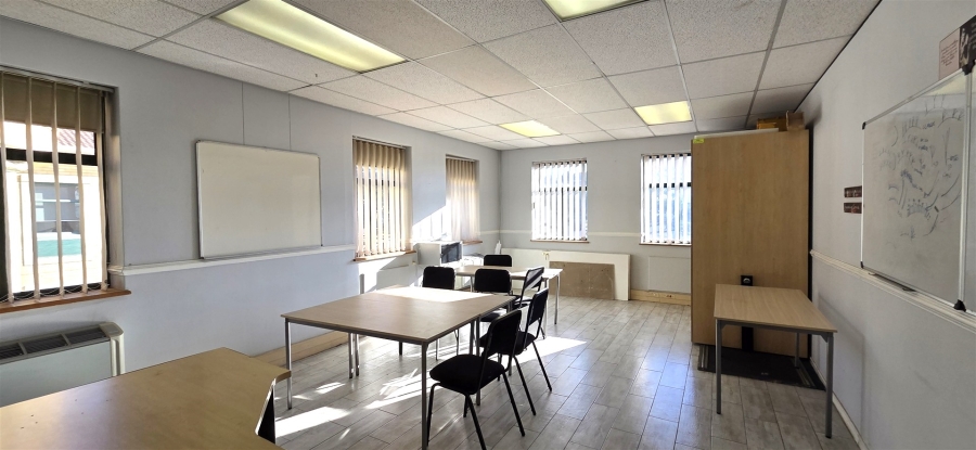 To Let Commercial Property for Rent in Lyme Park Gauteng