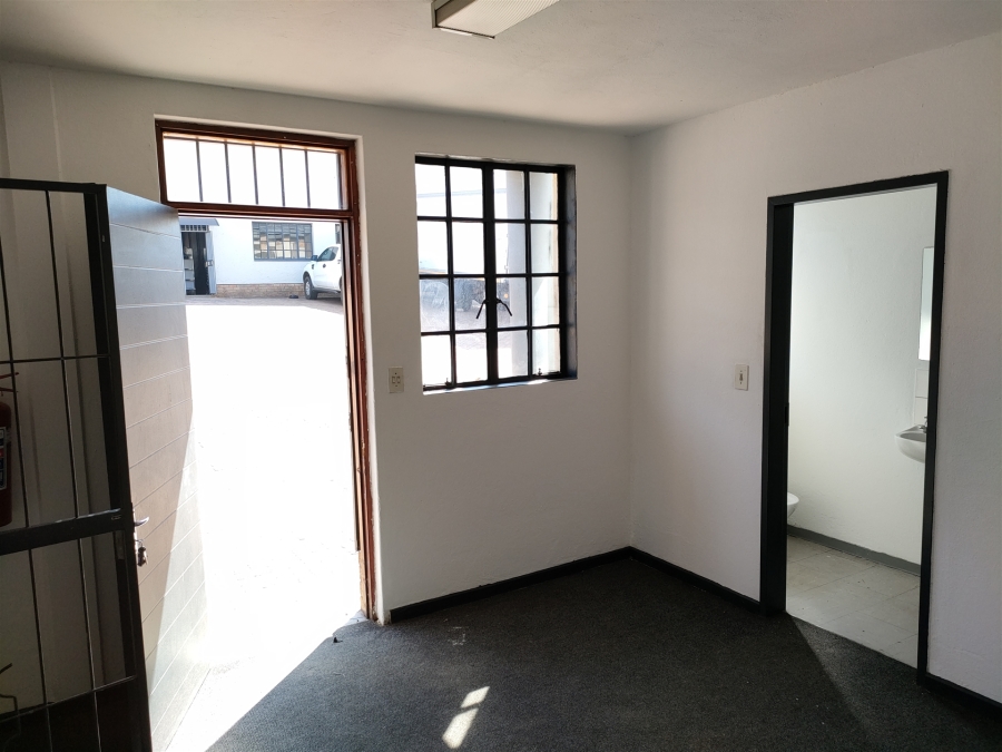 To Let Commercial Property for Rent in Kya Sands Gauteng