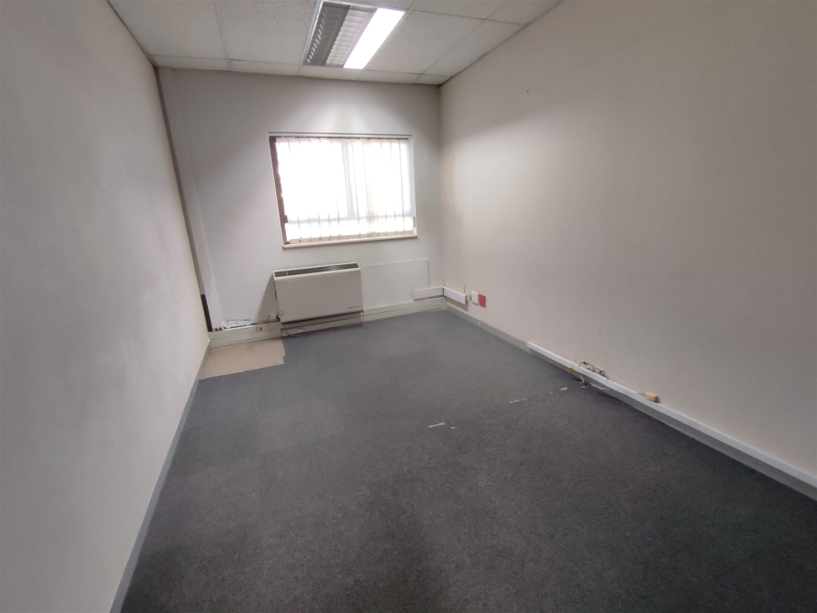 To Let Commercial Property for Rent in Hyde Park Gauteng