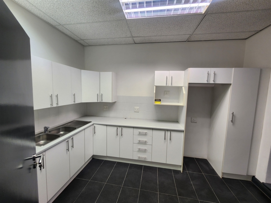 To Let Commercial Property for Rent in Strathavon Gauteng