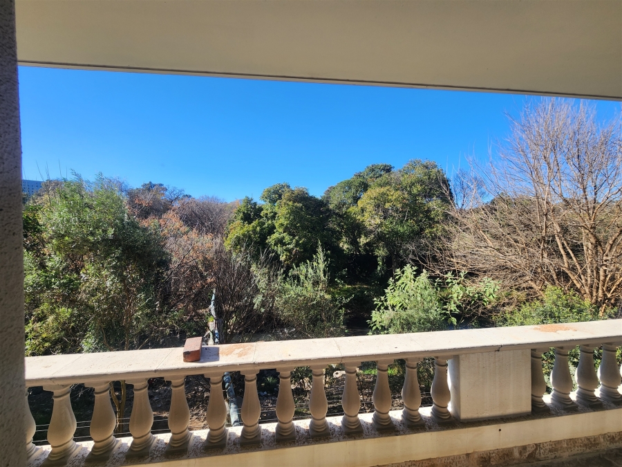 To Let Commercial Property for Rent in Strathavon Gauteng