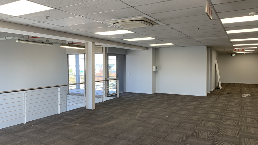 To Let Commercial Property for Rent in Gosforth Park Gauteng