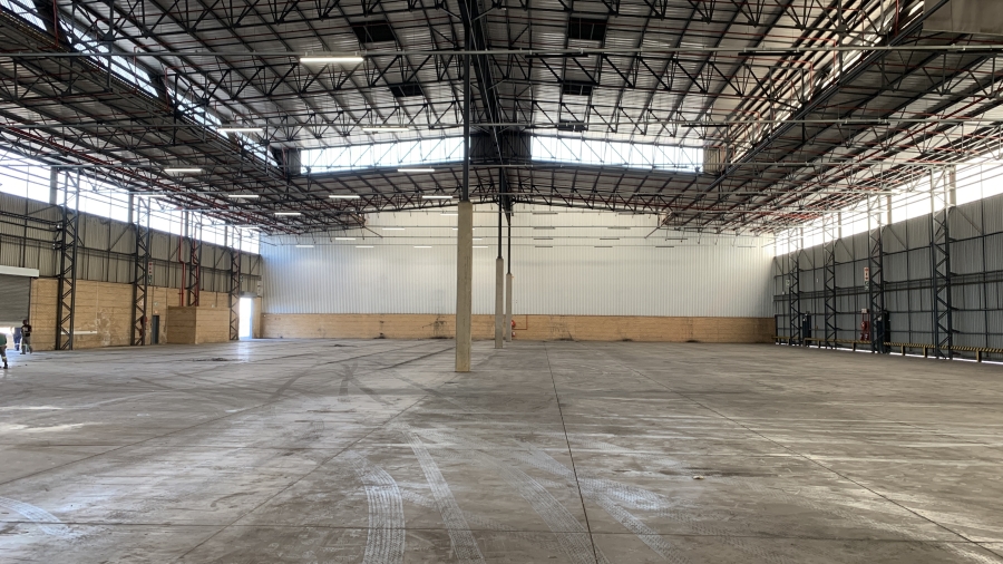 To Let Commercial Property for Rent in Gosforth Park Gauteng